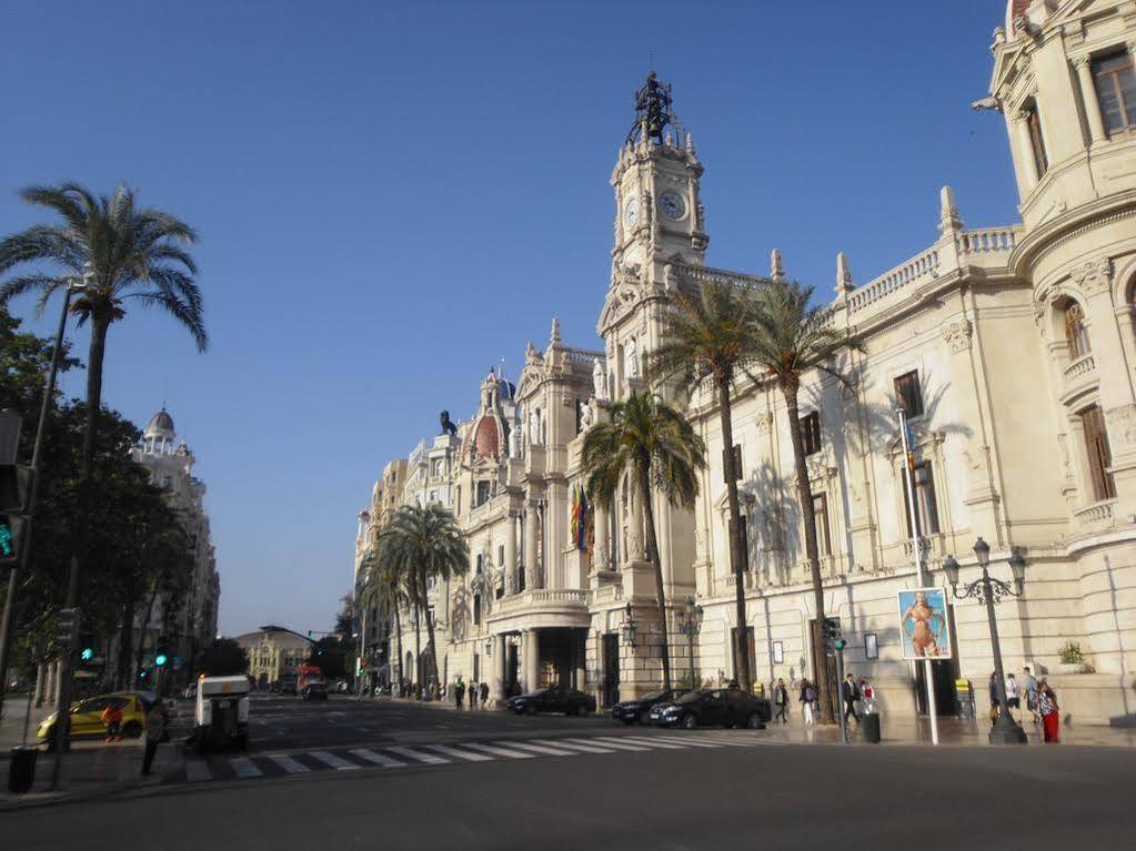 Hostal Tartessos Valencia Luaran gambar