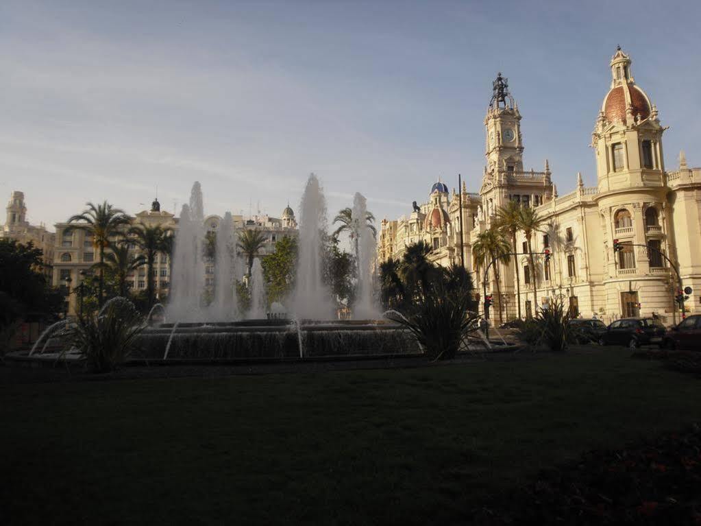 Hostal Tartessos Valencia Luaran gambar